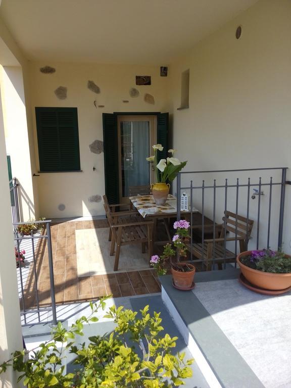 Casa Papaveri Rossi Finale Ligure Zimmer foto